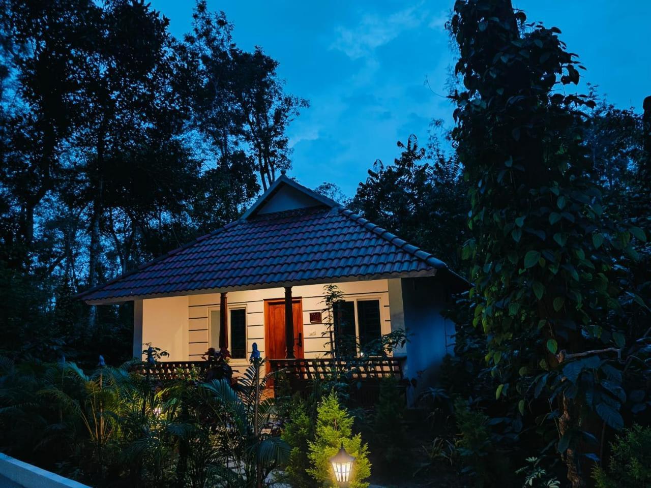 Coorg Orange Blossom Resort And Spa Suntikoppa Zewnętrze zdjęcie